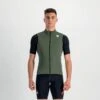 Sportful Fiandre Light NoRain Cycling Vest -RideGear Shop k0d89128d138917d85f203f3eb0e72e11
