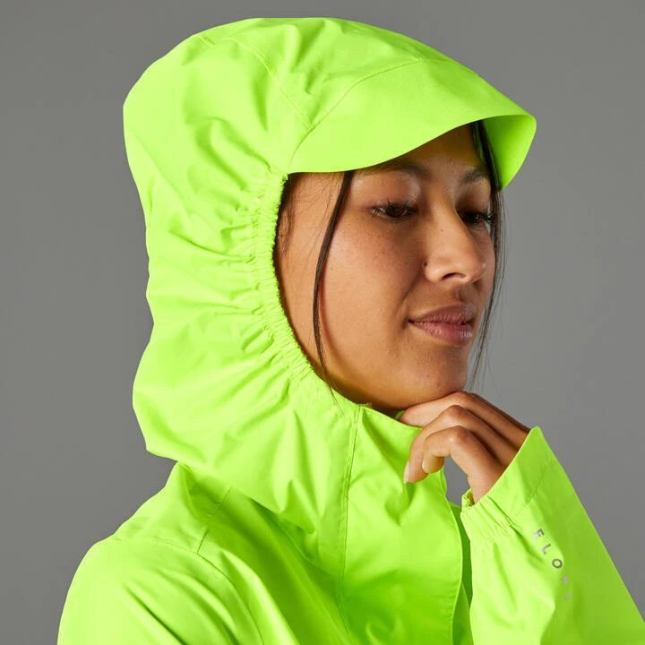 BTWIN Refurbished Womens Waterproof Urban Cycling Jacket 5 BTWIN Refurbished Womens Waterproof Urban Cycling Jacket - Image 3