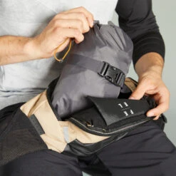 Rockrider All-Mountain MTB Waterproof Jacket -RideGear Shop k11f6482e81e13514b076cc0e2a017018