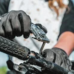 Lezyne SV Pro 10 Compact Bicycle Multi Tool -RideGear Shop k19c1b8f227ea0426a447a52c926eee54