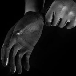 Bluegrass React MTB Gloves -RideGear Shop k1dcf298514319391a336dbdb864802db