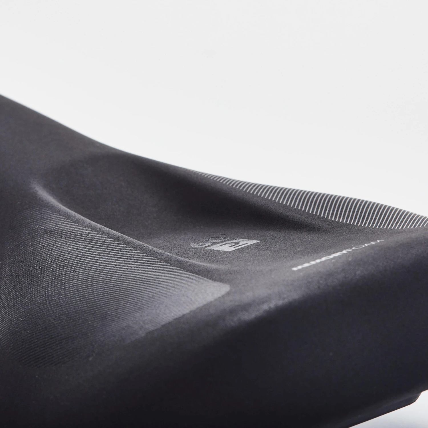 Decathlon SD Memory Foam 60° Trekking Bike Saddle 11 Decathlon SD Memory Foam 60° Trekking Bike Saddle - Image 9