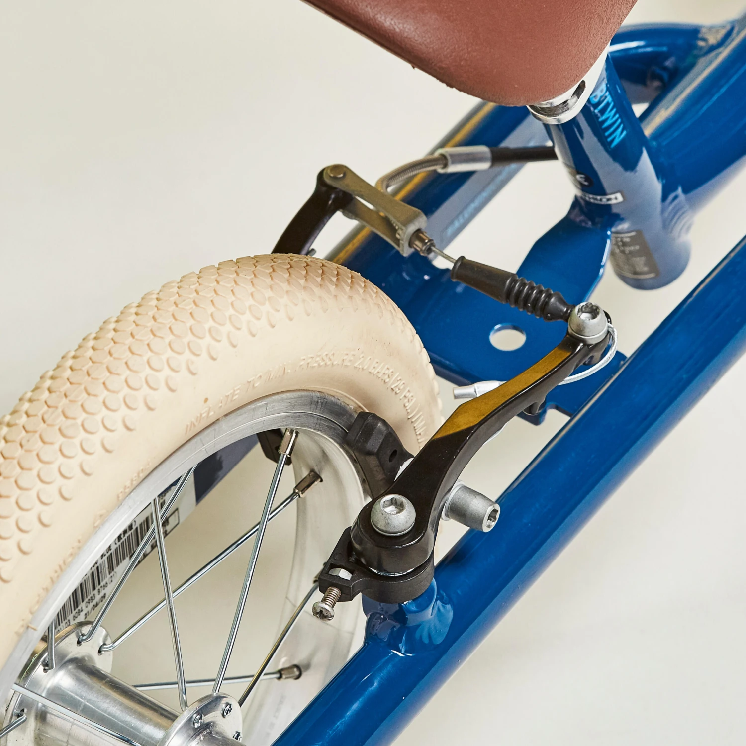 BTWIN 12 Inch Kids Balance Bike Runride 900 7 BTWIN 12 Inch Kids Balance Bike Runride 900 - Image 5