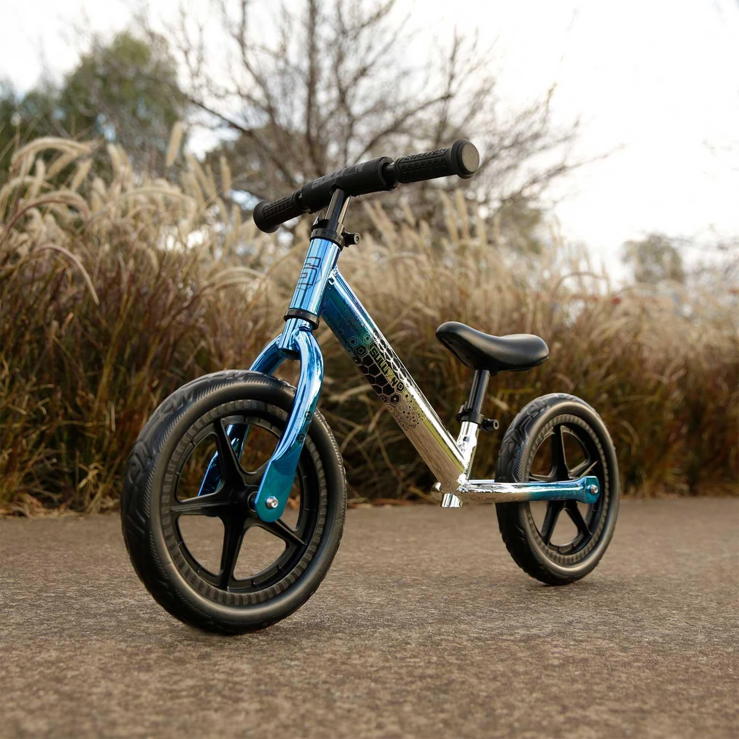 SULLIVAN Evade 12" Wheel Balance Bike, Electro Pink 17 SULLIVAN Evade 12" Wheel Balance Bike, Electro Pink - Image 15