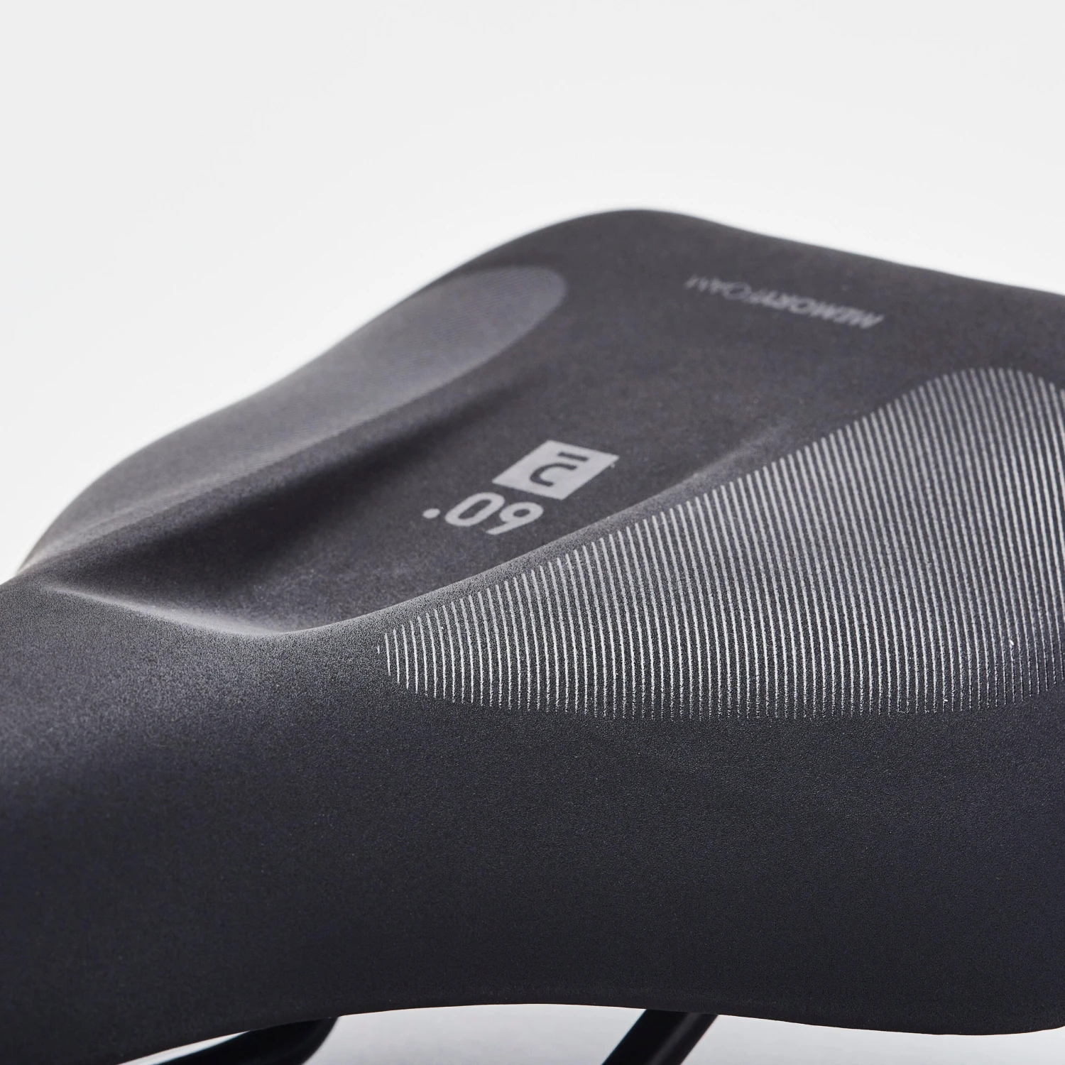 Decathlon SD Memory Foam 60° Trekking Bike Saddle 12 Decathlon SD Memory Foam 60° Trekking Bike Saddle - Image 10