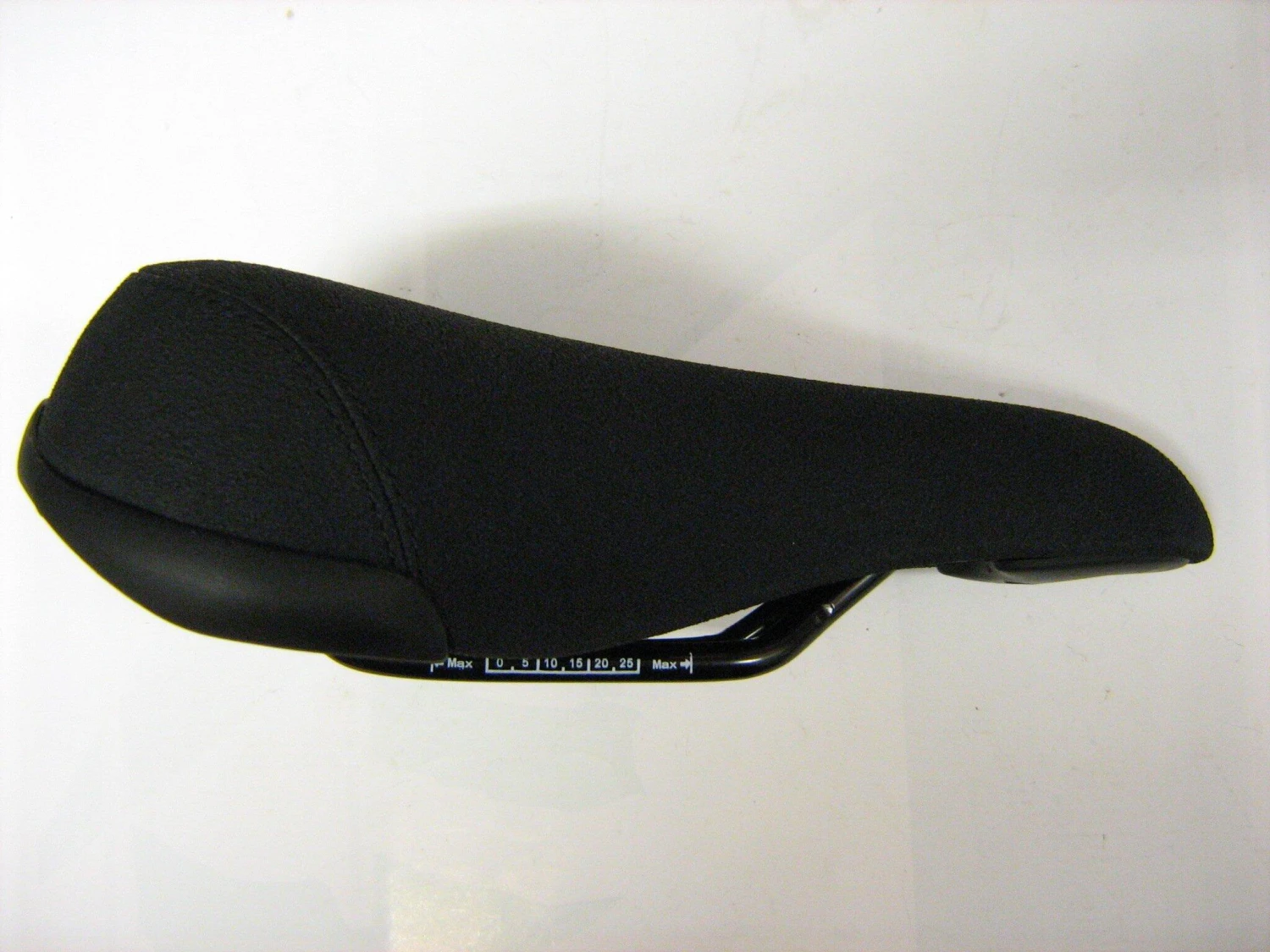 VELO Bicycle Seat Wheelie Cruiser Commute For MTB BMX Bikes 6 VELO Bicycle Seat Wheelie Cruiser Commute For MTB BMX Bikes - Image 4