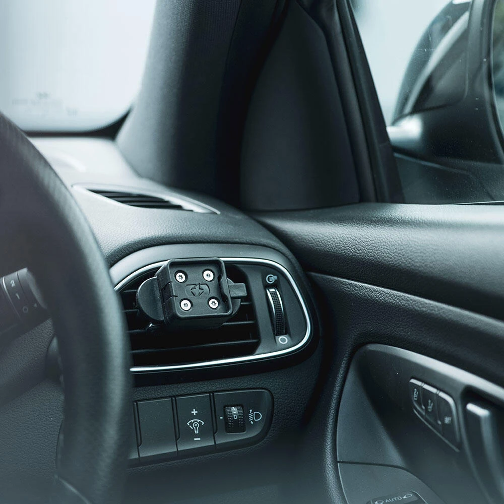 Oxford CLIQR Car Vent Mount 4 Oxford CLIQR Car Vent Mount - Image 2