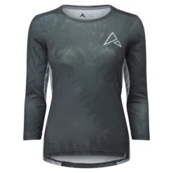 Altura Kielder Lightweight Women's 3/4 Sleeve Jersey -RideGear Shop kbb4e148dcc93e227132652dcfe15dd10