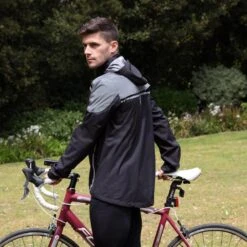 Proviz Classic Men's Storm Reflective Waterproof Hooded Cycling Jacket -RideGear Shop kbcffb3c29f56c517601593c4f2219792