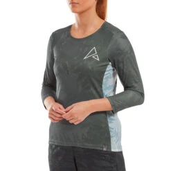 Altura Kielder Lightweight Women's 3/4 Sleeve Jersey -RideGear Shop kc105e43cf3136258c0fd7a0cabd3c366