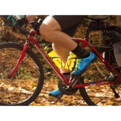 Blackburn Cinch Carbon Fibre Cage Gloss -RideGear Shop kd3bbba08a2ebcb05206fb615031a2119