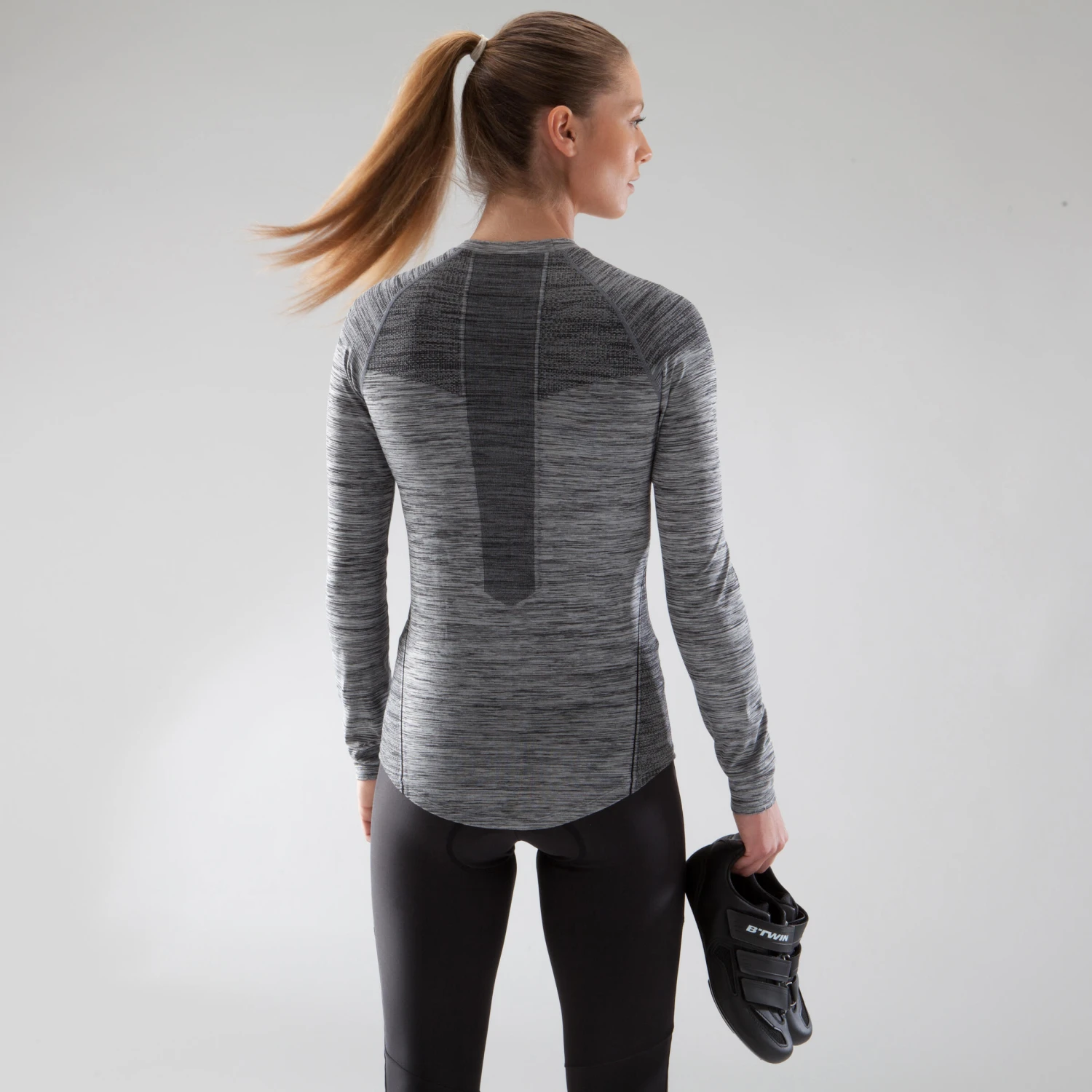 500 Women's Long-Sleeved Cycling Base Layer 5 500 Women's Long-Sleeved Cycling Base Layer - Image 3