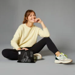 BTWIN Daytime/Night-time Visibility Rain Poncho 560 -RideGear Shop kd8f624b59abe539ea3f0c67101becd24