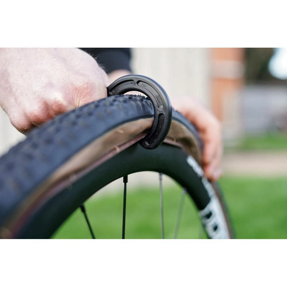 TyreKey V2 The Ultimate Tyre Lever Tool 5 TyreKey V2 The Ultimate Tyre Lever Tool - Image 3